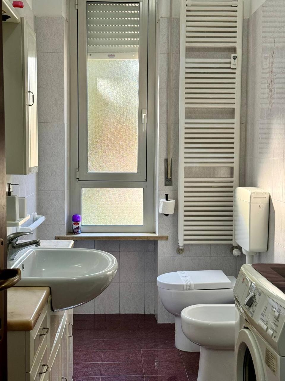 Zai Fiera Flat - 10 Min To Center With Private Parking Apartment